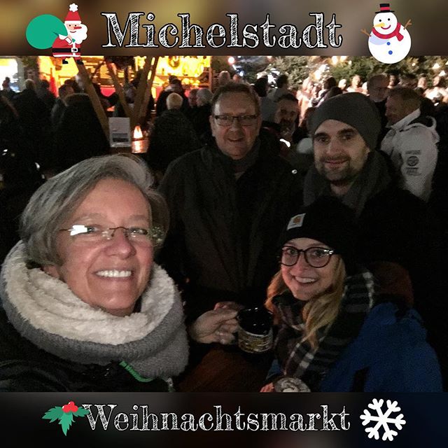 Swei LÃ¼hwein ;) #weihnachtsmarkt #michelstadt #glÃ¼hwein #feuerzangbohle #heisserlumumba